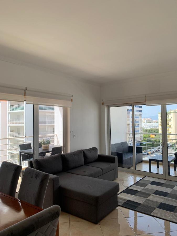 Convistaapartment With Pool ปอร์ติเมา ภายนอก รูปภาพ