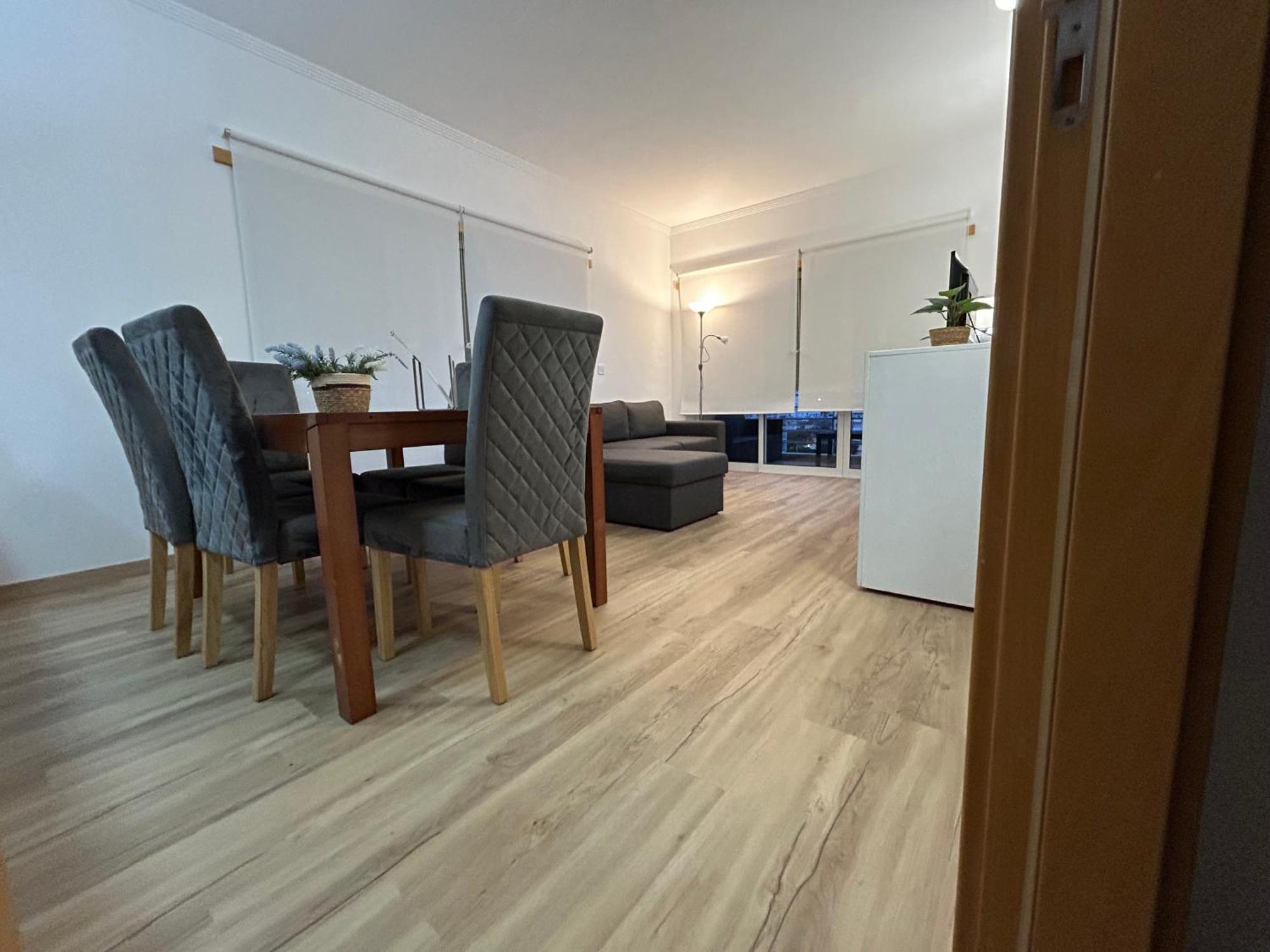 Convistaapartment With Pool ปอร์ติเมา ภายนอก รูปภาพ