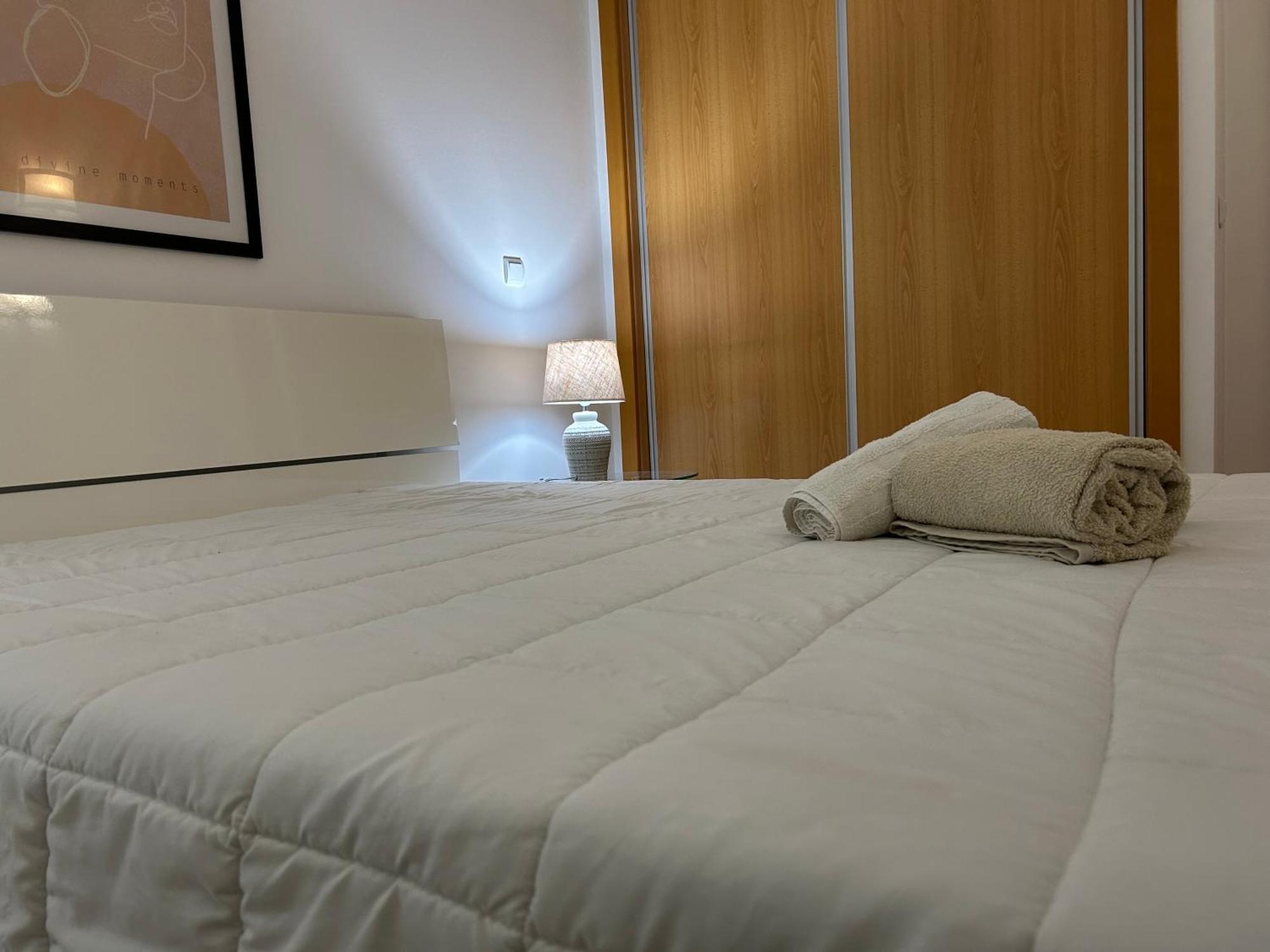 Convistaapartment With Pool ปอร์ติเมา ภายนอก รูปภาพ