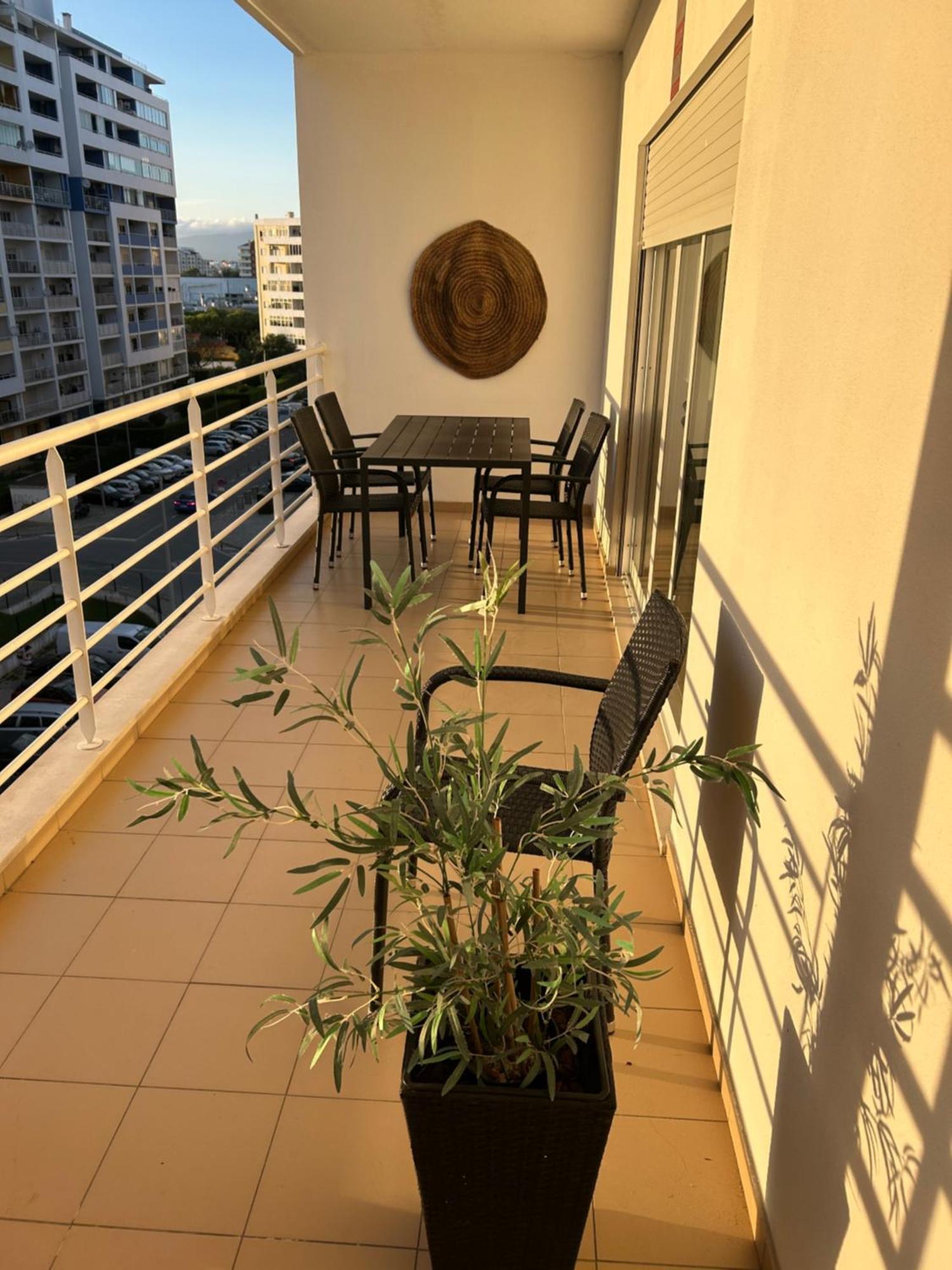 Convistaapartment With Pool ปอร์ติเมา ภายนอก รูปภาพ